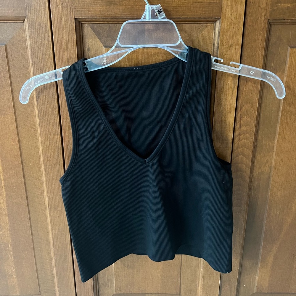 Black Ribbed V-Neck Tank Top